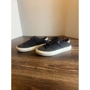 UGG Alameda Lace up blue suede sneakers size 7.5